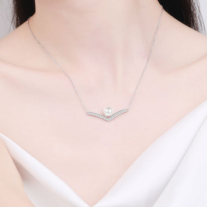 925 Sterling Silver V-Shaped Pendant Necklace - 0.285CT Moissanite & 8mm Freshwater Pearl Chain
