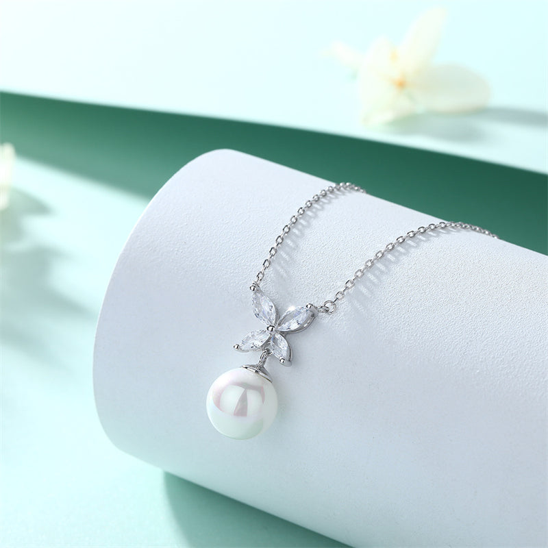 925 Sterling Silver Clover & Pearl Necklace - Nature-Inspired Lucky Charm