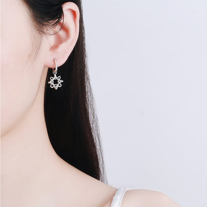 925 Sterling Silver Geometric Stud Earrings with 0.28ct Moissanite – Minimalist Chinese Lucky Cloud Design