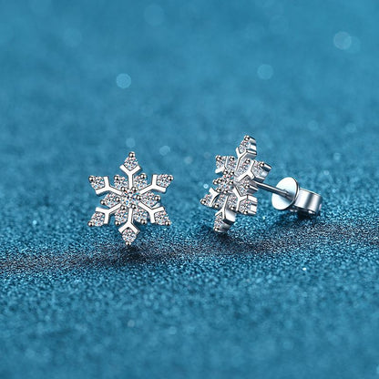 925 Sterling Silver Snowflake Earrings with 0.72ct Moissanite – Elegant Floral-Inspired Studs