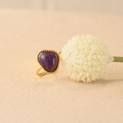 Romantic Amethyst Heart Ring