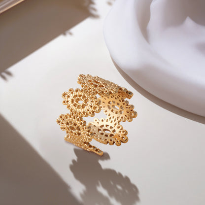 Rose Gold Hollow Flower Ring