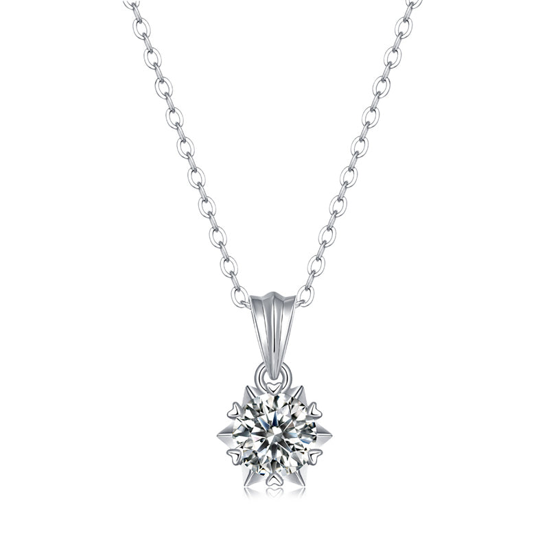 Chic Floral Moissanite Necklace for Everyday Wear