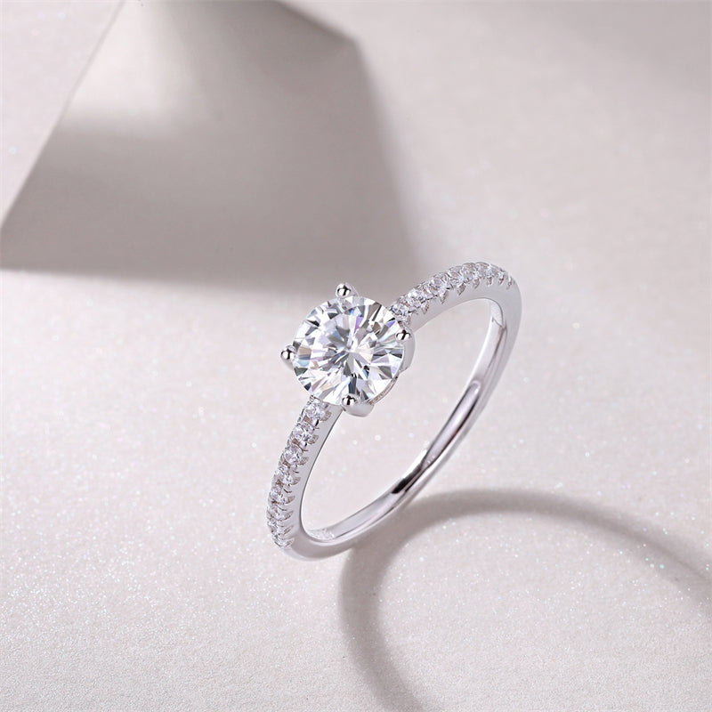 Chic Geometric Square Moissanite Ring