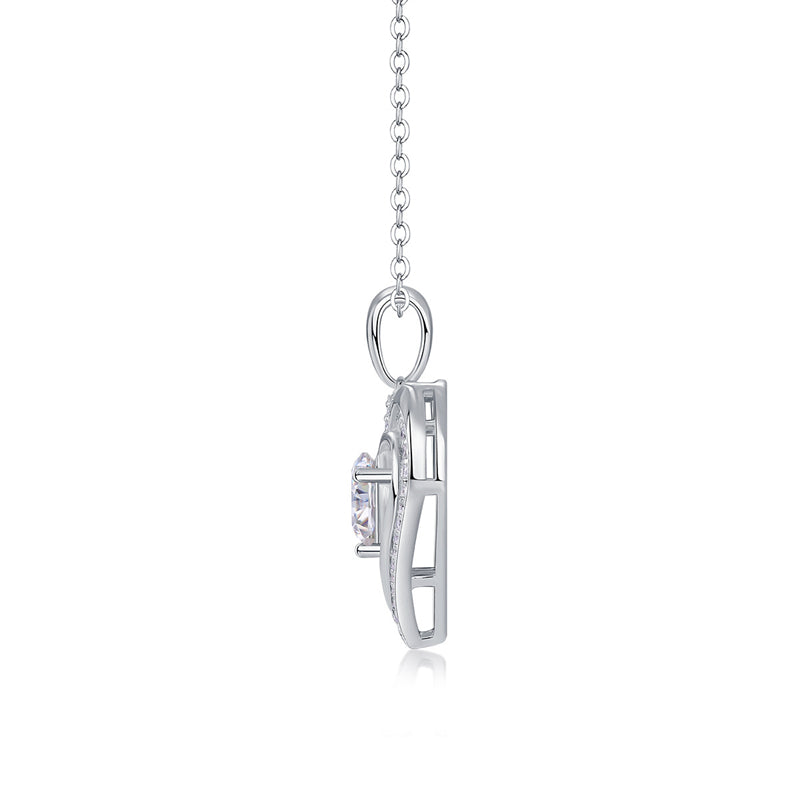 Chic Heart Pendant Necklace for Stylish Women