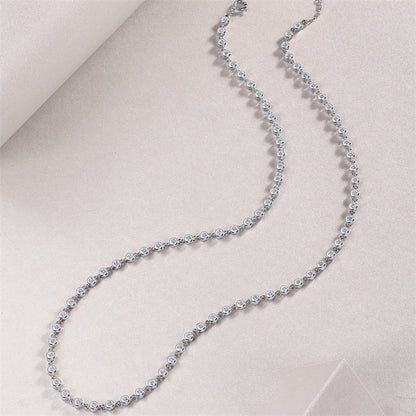 Chic Silver Pendant Necklace for Fashionable Women