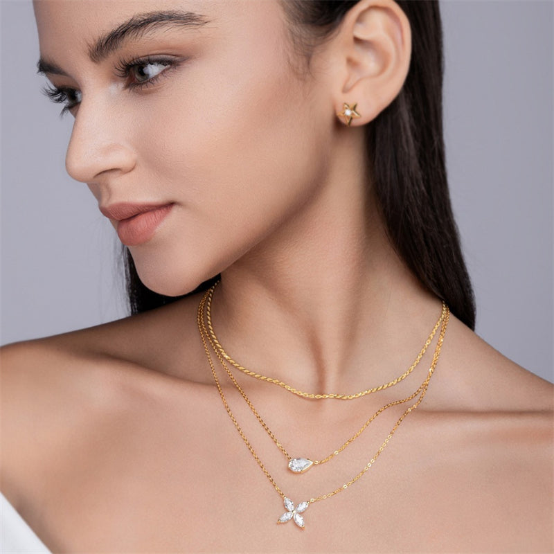 Chic Women's Silver Necklace with Sparkling Moissanite