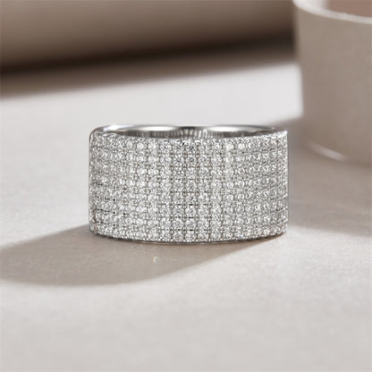 Classy Round Design Silver Ring with Moissanite Accents