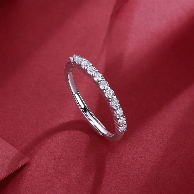 Delicate Geometric Ring with Moissanite