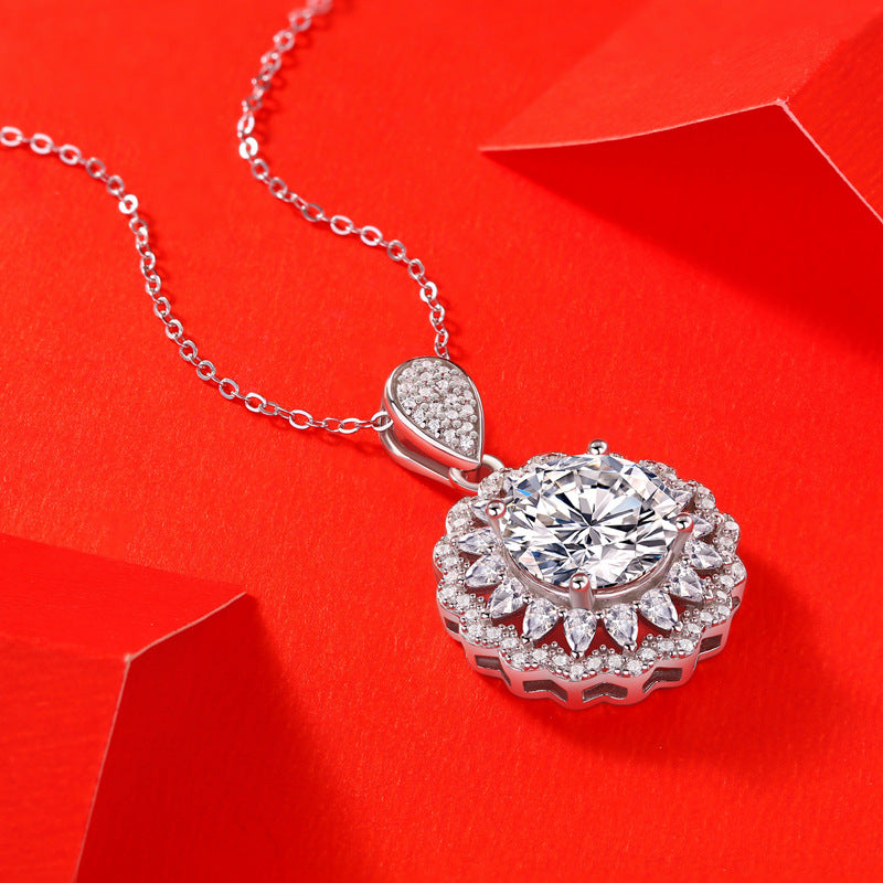 Dreamy Geometric Pendant Necklace with 5 Carat Moissanite