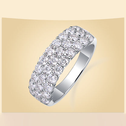 Elegant 925 Silver Round Moissanite Ring