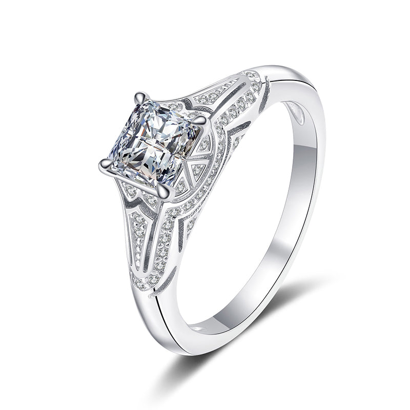 Ethnic Blessing S925 Silver Ring PT950 Plated Princess Cut Moissanite Solitaire for Women