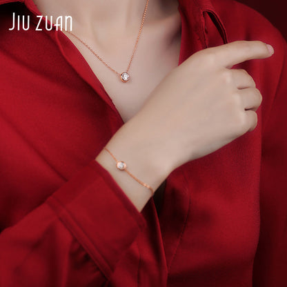 Fashionable Adjustable Bracelet with Sparkling Stones