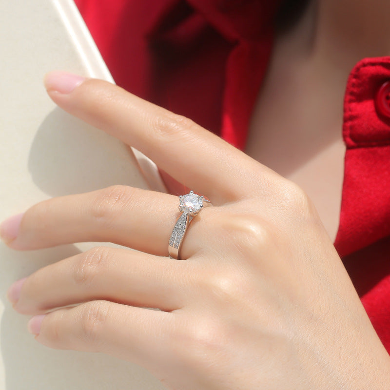 Fashionable Adjustable Ring with Sparkling Stone
