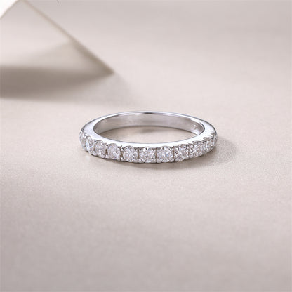 Fashionable Geometric Moissanite Ring for Modern Women