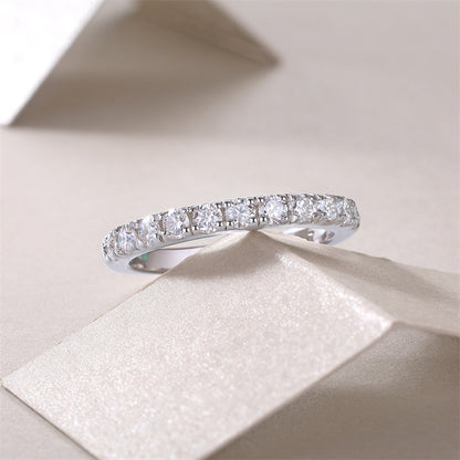 Fashionable Geometric Moissanite Ring for Modern Women