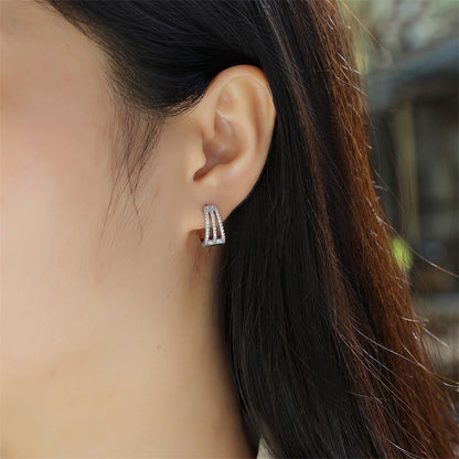 Fashionable Round Moissanite Earrings for Women
