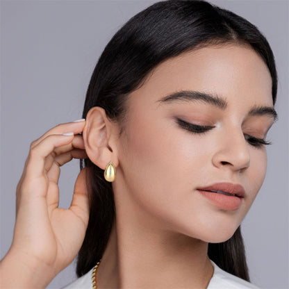 Fashionable Teardrop Moissanite Earrings for Everyday Wear