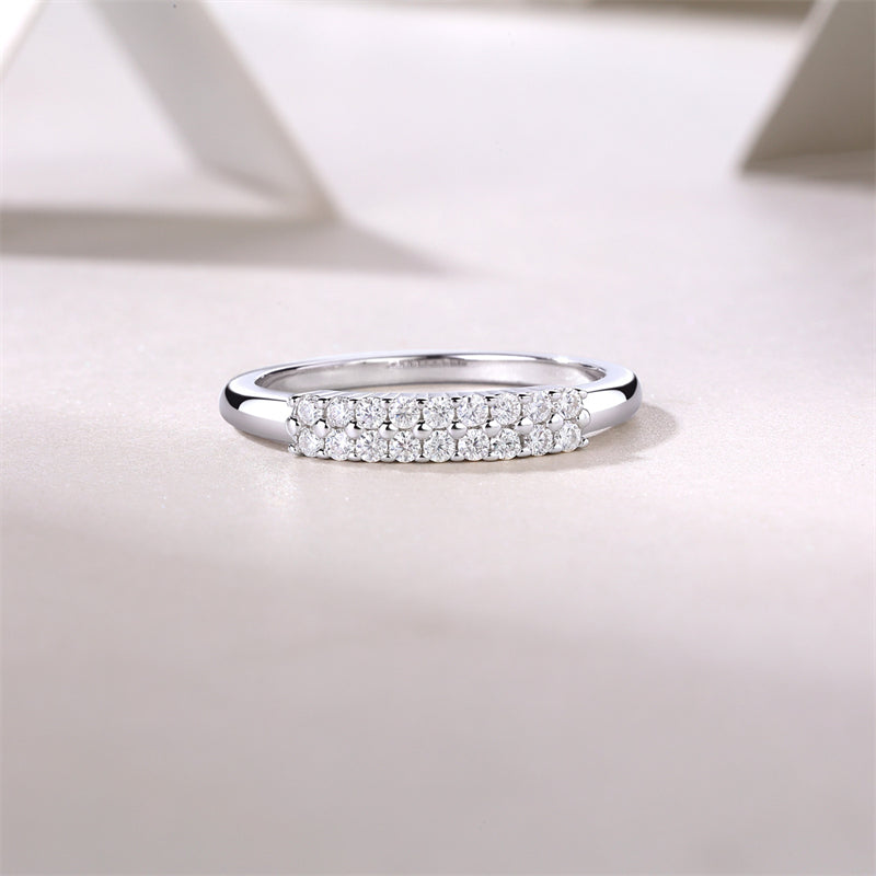 Feminine Geometric Moissanite Band for Everyday Elegance
