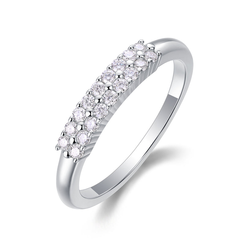 Feminine Geometric Moissanite Band for Everyday Elegance