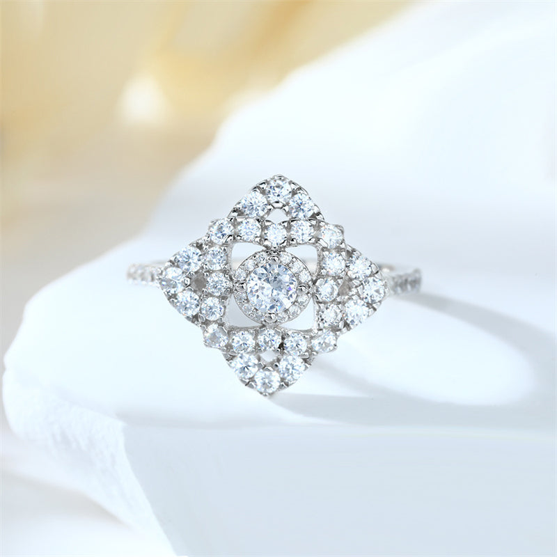 Four-Leaf Clover 925 Silver Ring - Geometric Zirconia Band for Women
