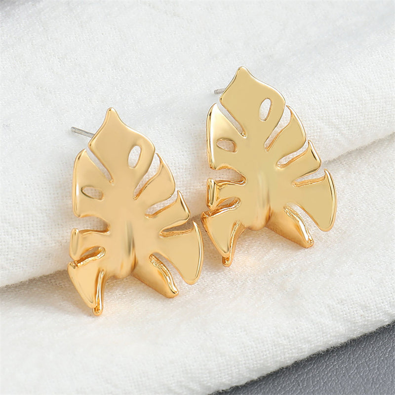 Geometric Leaf Design Stud Earrings in Genuine Gold Plating
