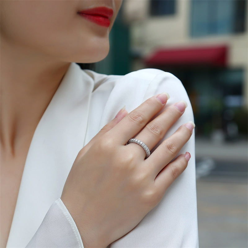 Graceful Silver Ring with Mixed Moissanite Stones