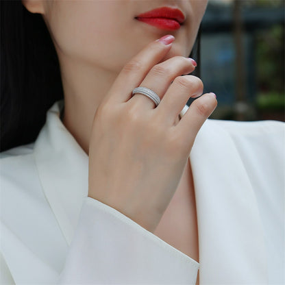 Graceful Silver Ring with Round Moissanite Stones