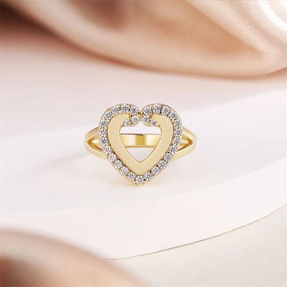Heart-Shaped 925 Silver Ring - Romantic Gold-Plated Wedding Band with Zirconia