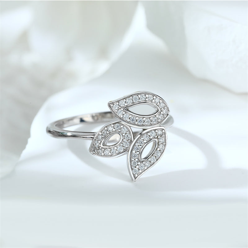 Leaf Motif 925 Silver Ring - Nature-Inspired Micro-Pavé Zirconia Band