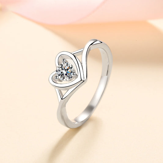 Loving Daisy Moissanite Ring - 925 Sterling Silver Heart-Shaped with Awakening Lion Motif