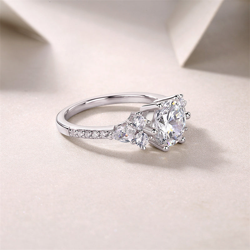 Luxurious 2 Carat Round Moissanite Ring in 925 Silver