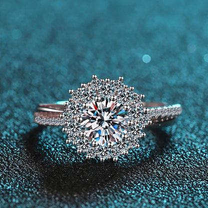 Luxury S925 Sterling Silver Wedding Ring with 1CT Moissanite - Floral European Style Women's Engagement Ring