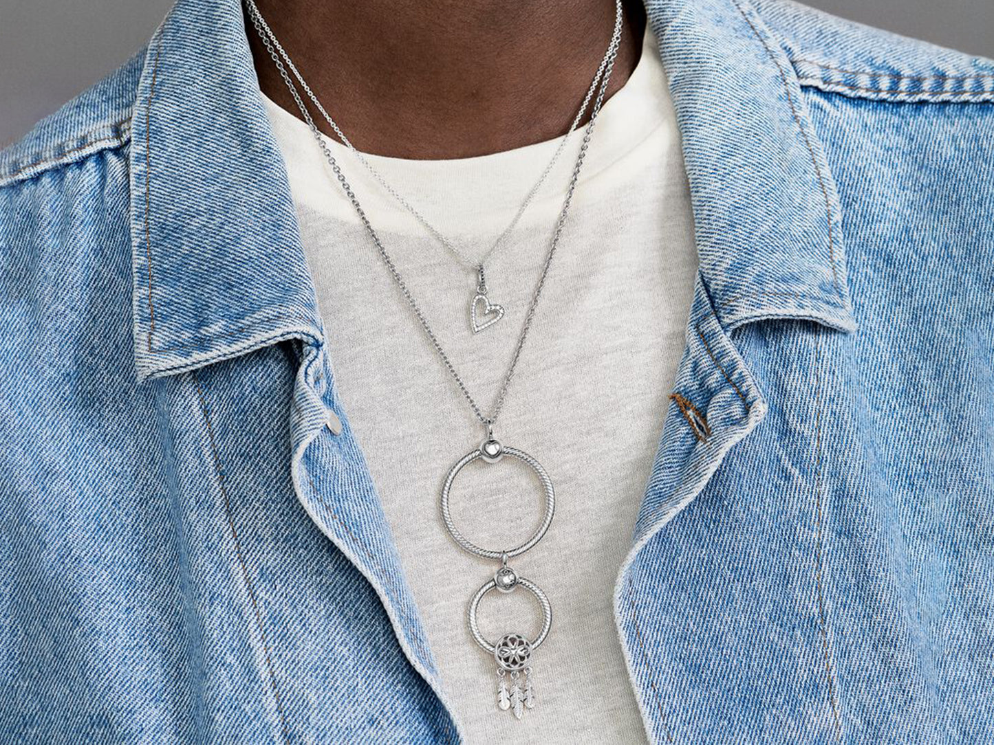 Medium  O Pendant
