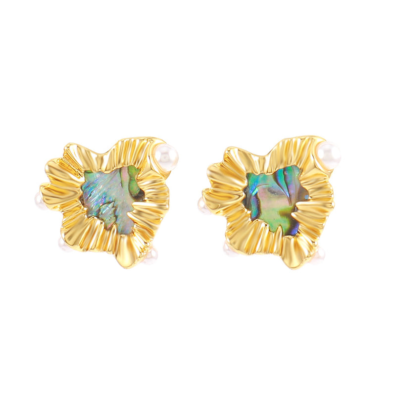 Minimalist Geometric Heart Stud Earrings in Gold-Plated 925 Silver
