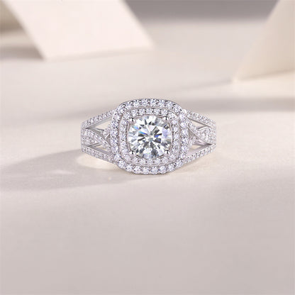 Minimalist Geometric Silver Band with 1 Carat Moissanite