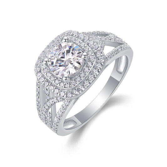 Minimalist Geometric Silver Band with 1 Carat Moissanite