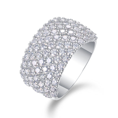Minimalist Round Shape Moissanite Ring
