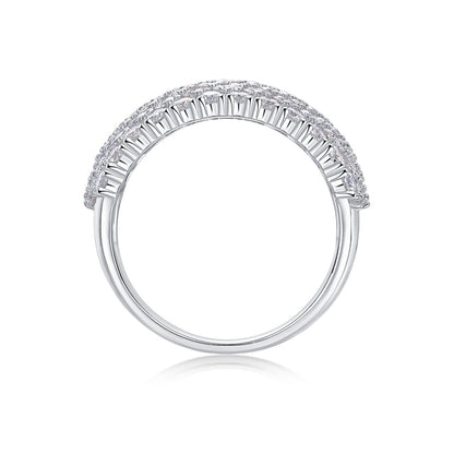 Minimalist Round Shape Moissanite Ring