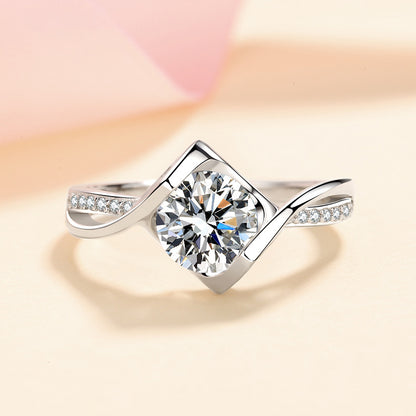 New S925 Sterling Silver Angel's Kiss Micro-Pavé Moissanite Ring with Citrus Motif