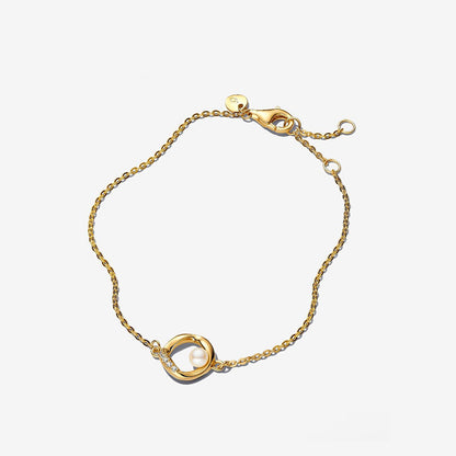 14k Gold Pearl Circle Bracelet