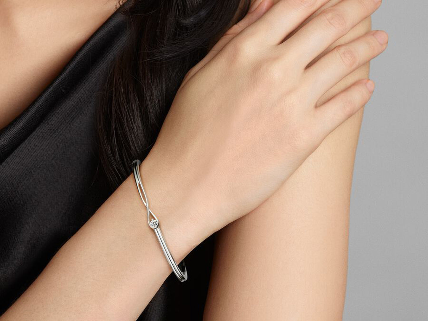 Lab-grown Diamond Bangle 0.50 carat tw 14k White Gold