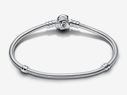 Rose in Bloom Clasp Snake Chain Bracelet