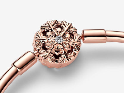 Sparkling Snowflake Clasp Bangle
