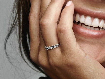 Band of Asymmetric Stars Ring