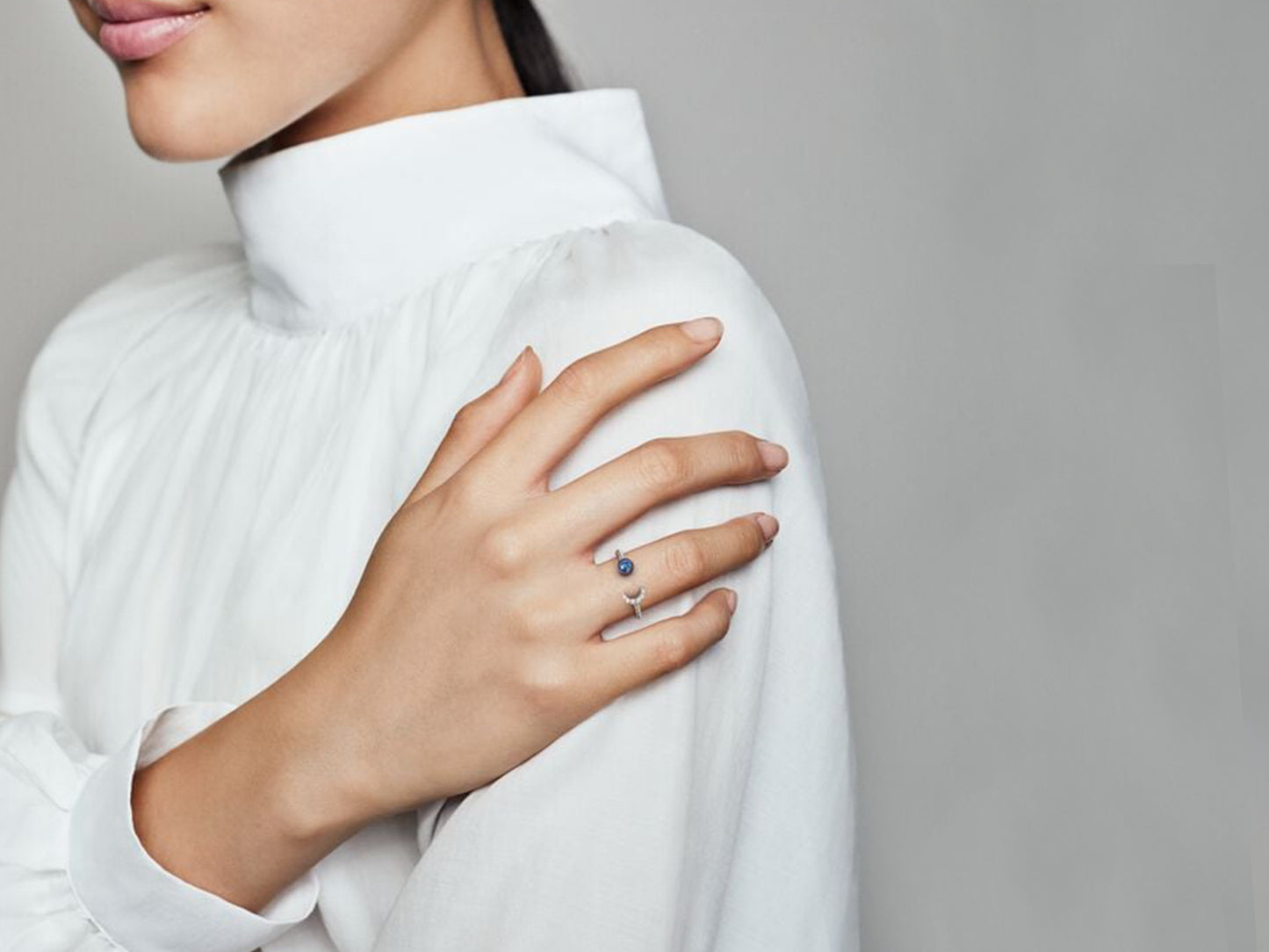 Blue Earth & Moon Ring