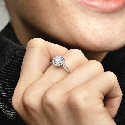 Round Sparkle Halo Ring