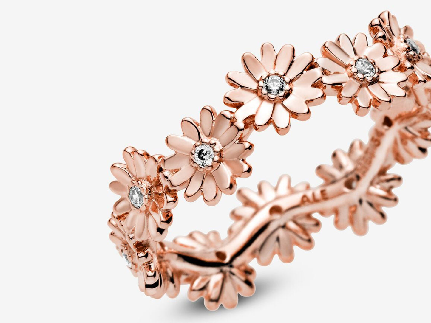 Dazzling Daisy Crown Ring