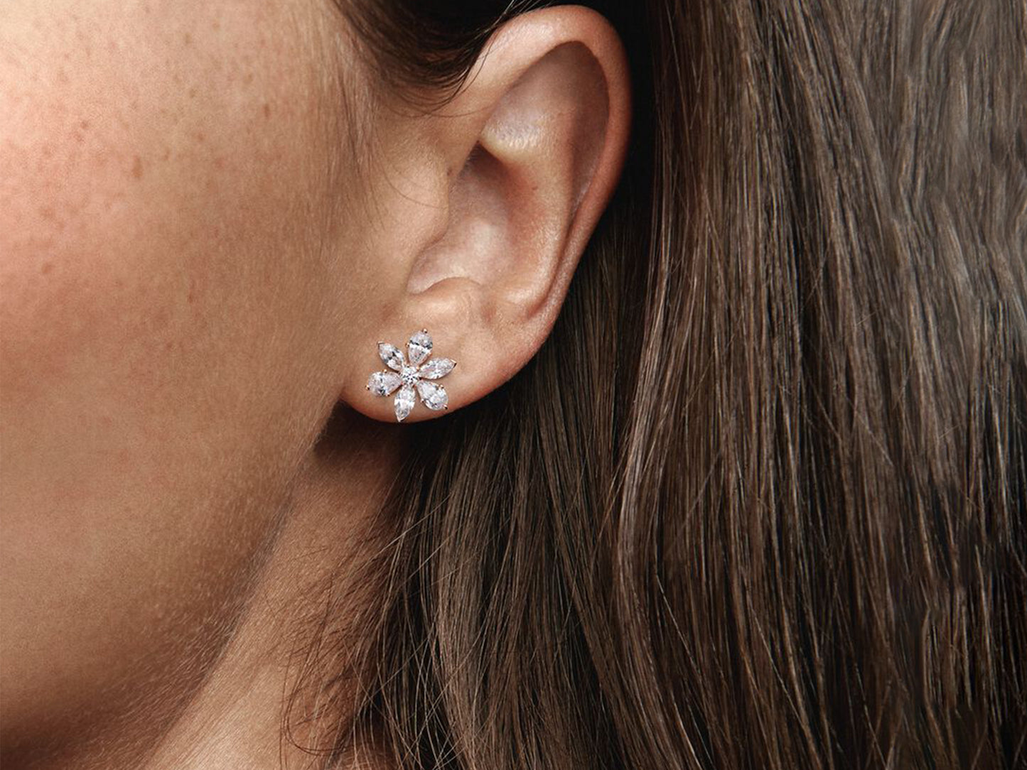Sparkling Herbarium Cluster Stud Earrings