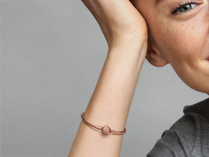 Heartfelt Knot Bracelet